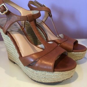 Vice Camuto Brown Leather Espadrille Wedges. Size 7
